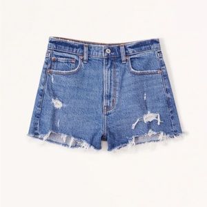 Abercrombie 4” Mom Short High Rise